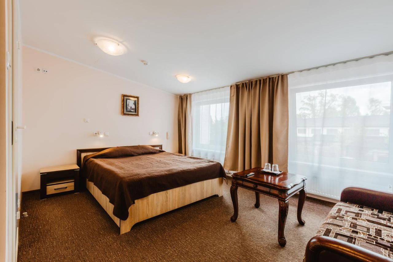 Aleksandri Hotel Тарту Экстерьер фото
