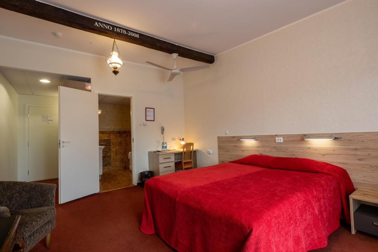 Aleksandri Hotel Тарту Экстерьер фото