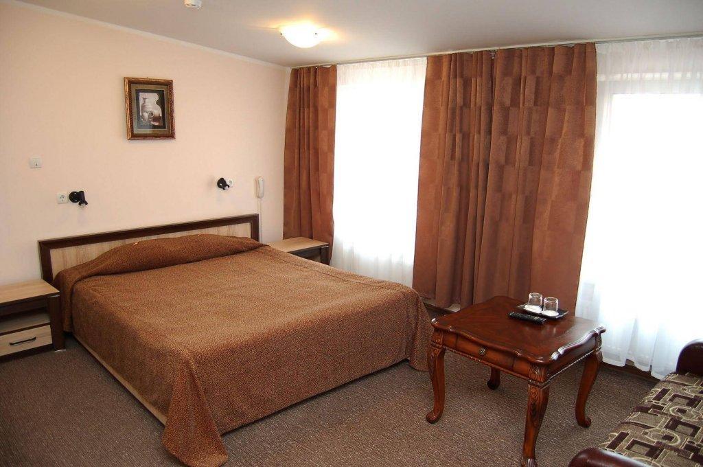 Aleksandri Hotel Тарту Экстерьер фото