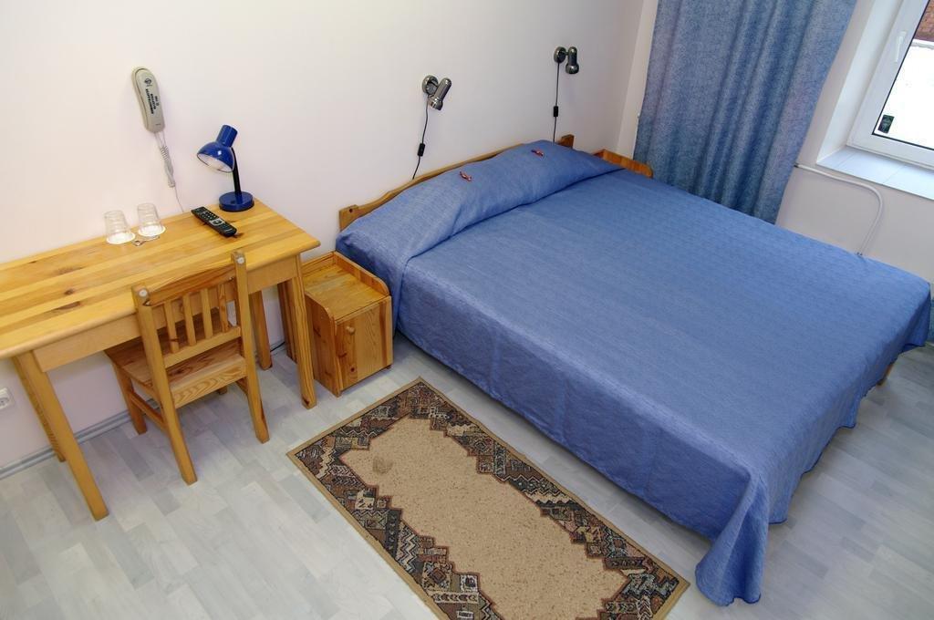Aleksandri Hotel Тарту Экстерьер фото