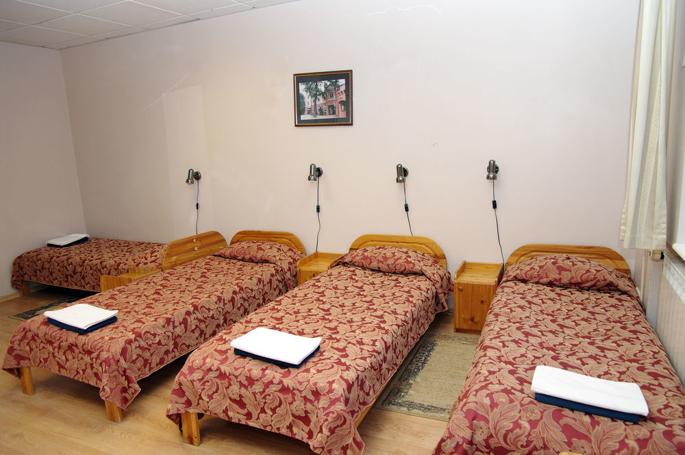 Aleksandri Hotel Тарту Экстерьер фото